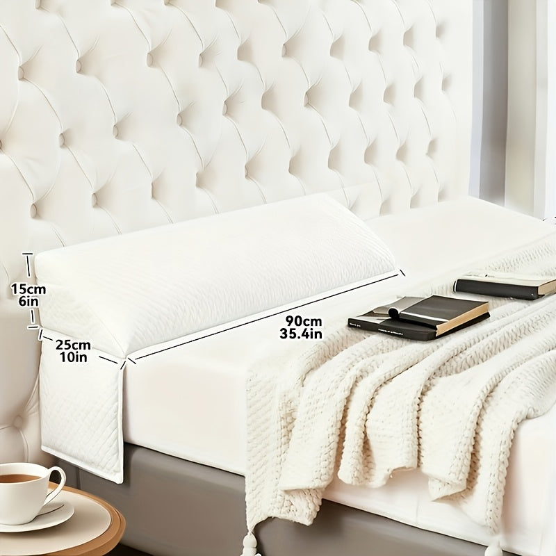 Oreiller en forme de cale conçu pour combler l'espace entre la tête de lit et le matelas. Lavable en machine, disponible en gris et blanc, il soutient le bas du dos pendant la lecture. Retour gratuit des articles endommagés, frais de retour inclus