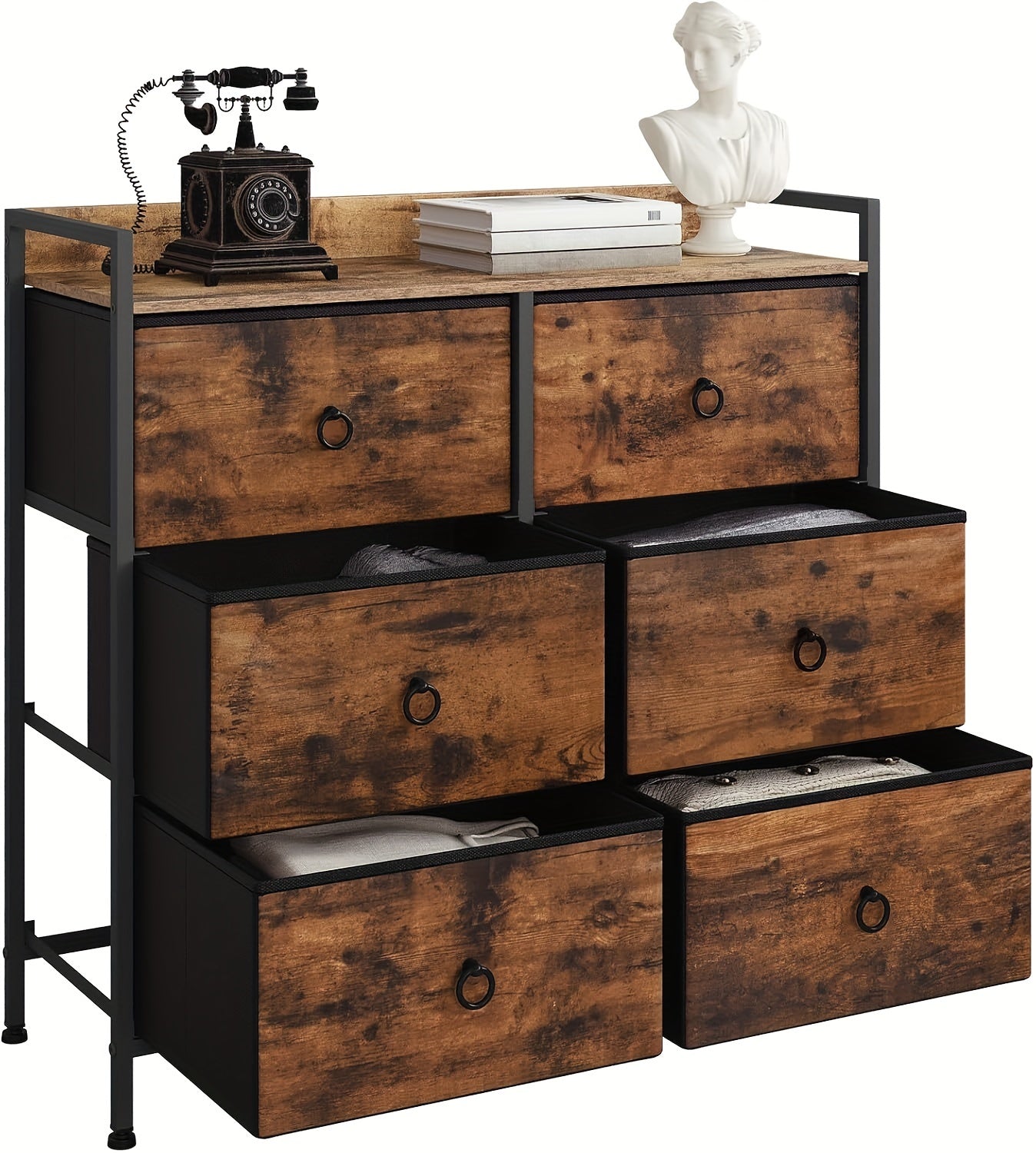 1 commode avec un meuble à tiroirs comprenant six tiroirs en tissu, conçue pour le rangement dans la chambre à coucher, le salon ou le couloir, avec une structure en métal dans un style industriel vintage, finie en marron et noir
