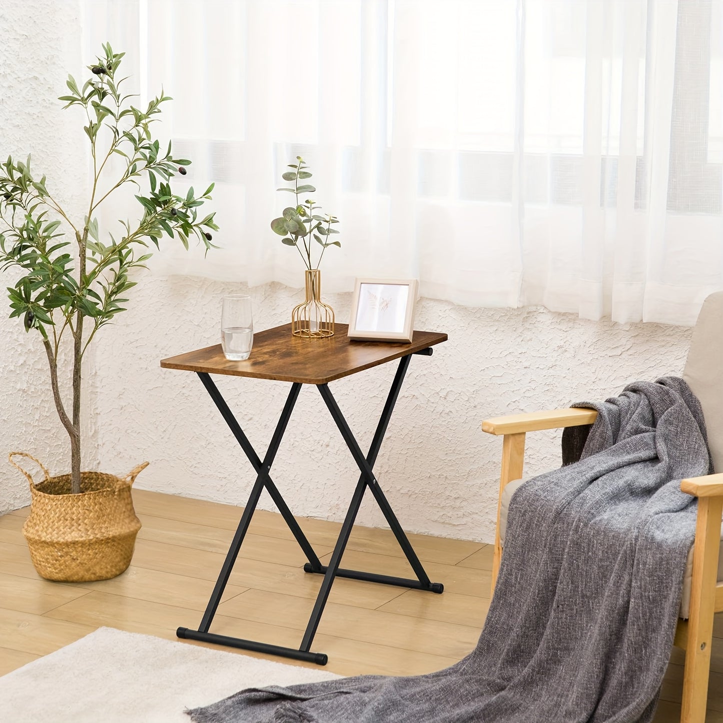 Table d'appoint pliante, Petit plateau, Table pliante à hauteur réglable, 60 X 40 X 60 Cm, Plateau TV style industriel, Plateau, Table à collation, Marron foncé