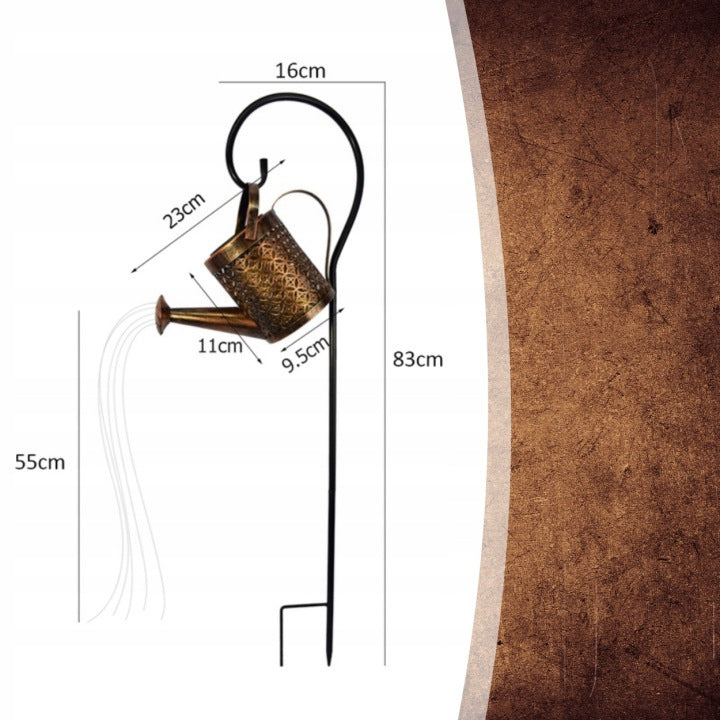 Lanterne de Jardin LED à Énergie Solaire XXL en Forme d'Arrosoir avec Capteur de Crépuscule. Lampe Solaire Décorative avec Eau Coulante et Effet de Goutte LED. Arrosoir Suspendu en Métal sur Support, 83 cm, pour Jardinières, Pelouses et Parterres de Fleur