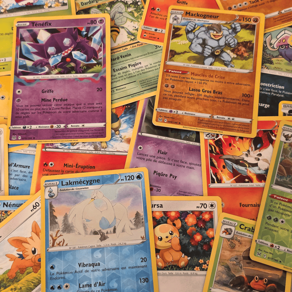 50 Cartes Pokémon officielles en français dont 5 brillantes