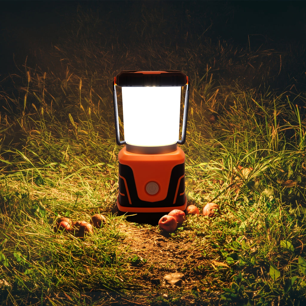 Lampe de camping LED super lumineuse 1500 lumens, 4 modes d'éclairage, intensité réglable, alimentation par batterie, torche de secours pour randonnées nocturnes, éclairage de tente, pannes de courant - DA LIGHT, extrémité en métal poli, sans pile