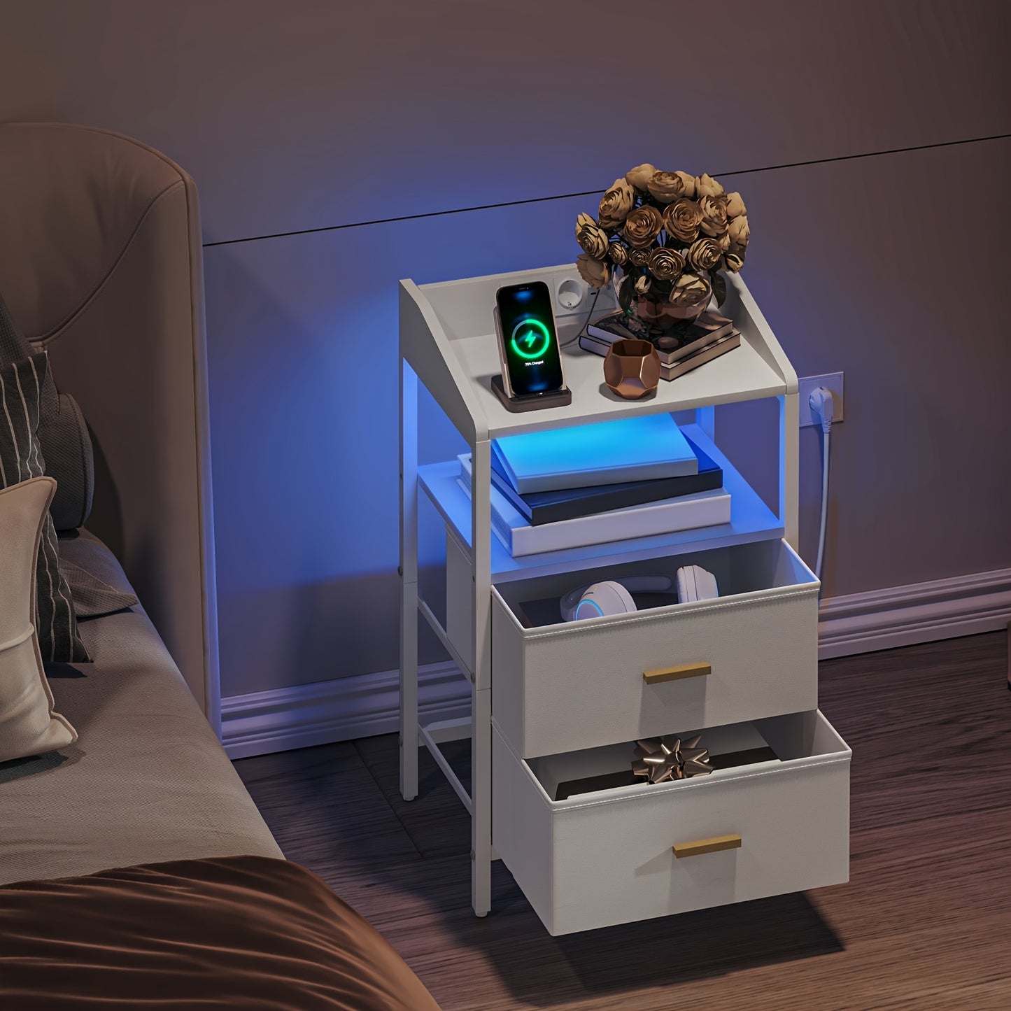 Ensemble de 2 tables de chevet, avec lumières LED et station de charge, table d'appoint avec 2 tiroirs en tissu et étagères, avec ports USB et prises, pour chambre à coucher, salon, blanc