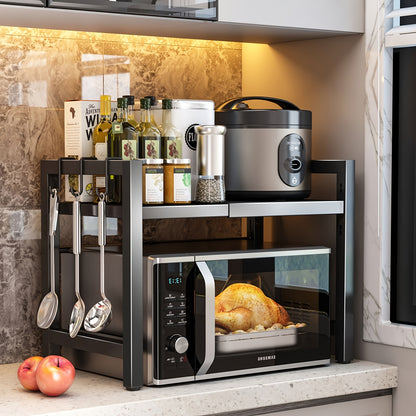 Étagère Micro-ondes Extensible 2 Niveaux avec 5 Crochets, Support Planche à Découper et 3 Serviettes, Rangement de Cuisine, Étagère pour Plans de Travail, Extensible 40-64 cm (Noir, Blanc)