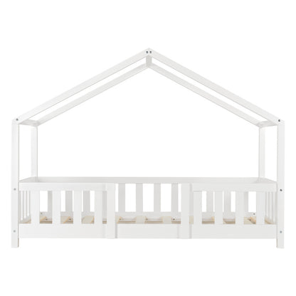 Lit pour enfants Treviolo de style maison avec protection contre les chutes en bois de pin
