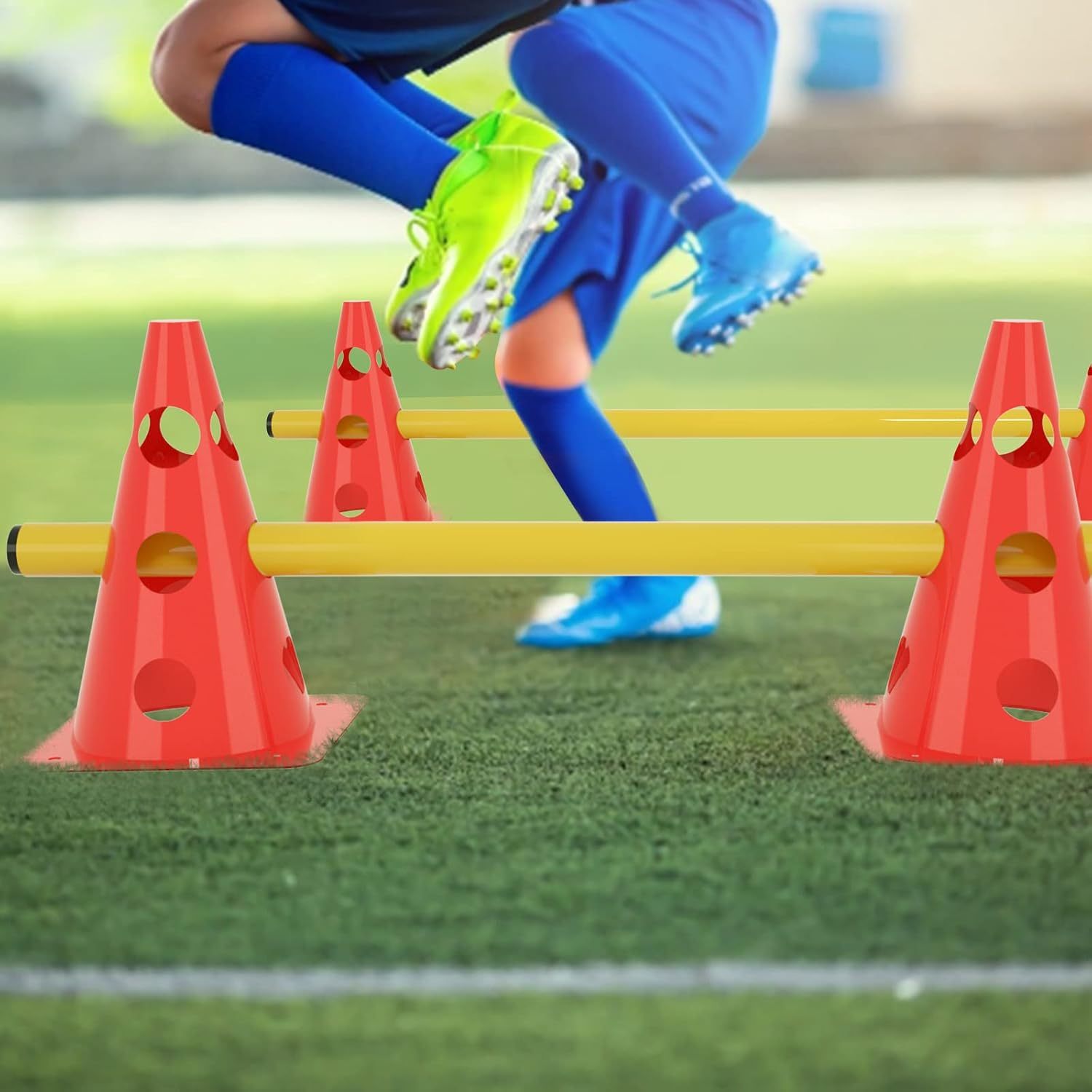 Ensemble d'entraînement de coordination, 6 barrières, 12 cônes polyvalents + 6 barres, hauteur réglable, ensemble d'entraînement d'agilité pour chiens, jeux de sports d'équipe