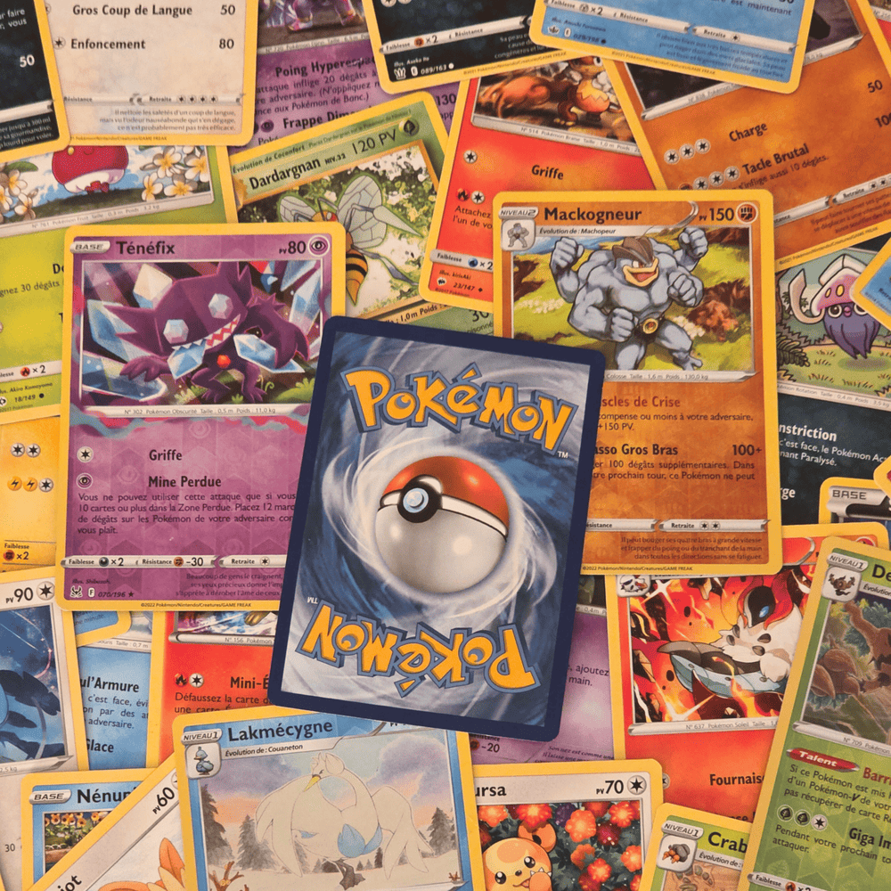 50 Cartes Pokémon françaises - Lot de 50 cartes officielles dont rares et brillantes