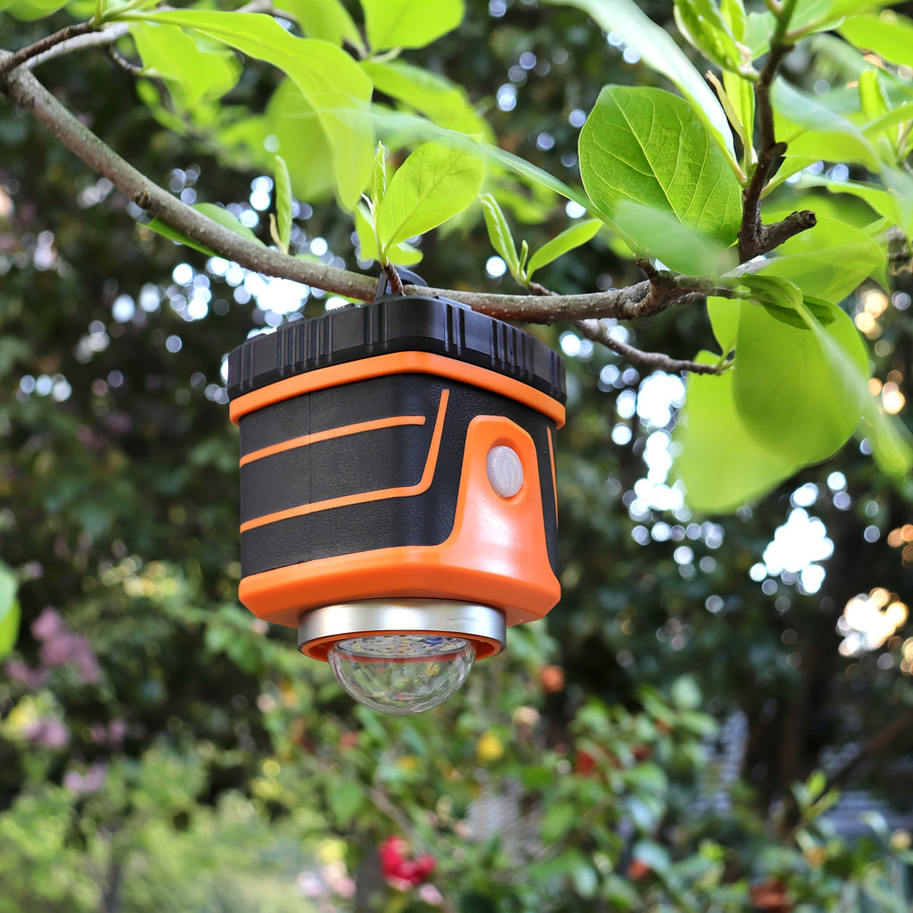 Lampe de camping LED super lumineuse 1500 lumens, 4 modes d'éclairage, intensité réglable, alimentation par batterie, torche de secours pour randonnées nocturnes, éclairage de tente, pannes de courant - DA LIGHT, extrémité en métal poli, sans pile