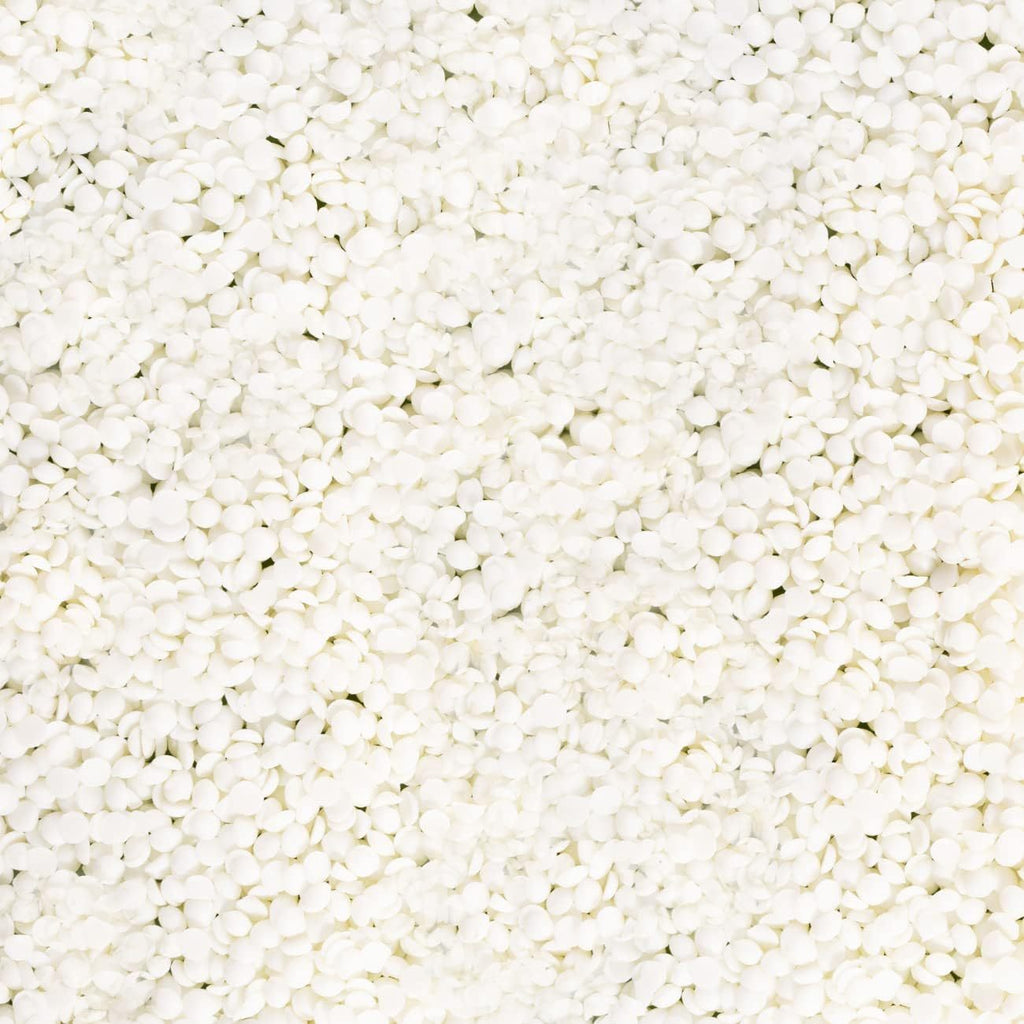 Cire de soja Premium pour bougies en pot 1Kg. Perles à point de fusion bas, idéale pour les bougies aromatiques faites maison et les projets DIY, en sac auto-scellant.