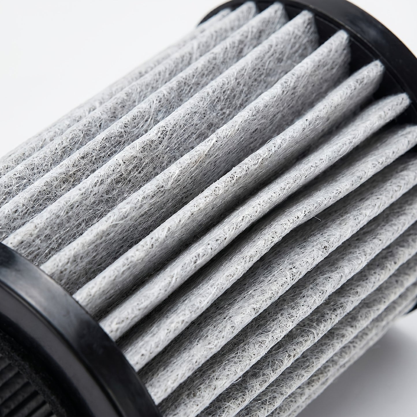 Purificateur d'air portable à faible niveau sonore avec filtre HEPA, idéal pour un usage domestique. Trois vitesses réglables et élimination efficace des allergènes, de la fumée, de la poussière, des squames d'animaux et des odeurs. Parfait pour purifier