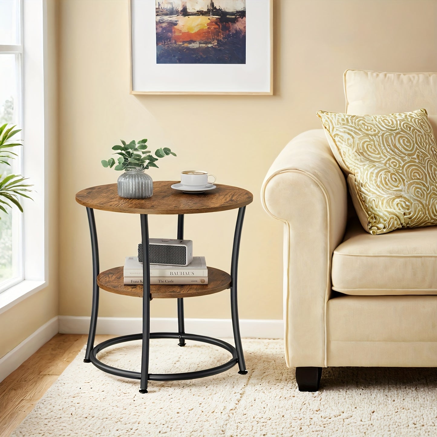 Table d'appoint compacte avec deux étagères, design rond idéal pour salons et chambres, facile à assembler, avec une structure en acier d'un style industriel