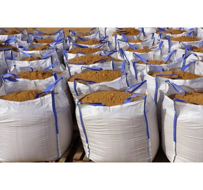 SAC CONTENEUR BIGBAG NEUF 90x90x120cm POUR GRAIN ET GRANULAT 1000KG, IDÉAL POUR LE TRANSPORT ET LE STOCKAGE DE MATÉRIAUX. CONSTRUCTION SOLIDE ET POIGNÉES PRATIQUES POUR UN TRANSPORT ET UN STOCKAGE FACILES. PARFAIT POUR LES TRAVAUX DE CONSTRUCTION, DE RÉNO