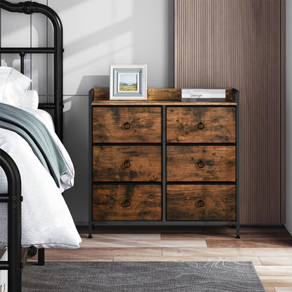 1 commode avec un meuble à tiroirs comprenant six tiroirs en tissu, conçue pour le rangement dans la chambre à coucher, le salon ou le couloir, avec une structure en métal dans un style industriel vintage, finie en marron et noir